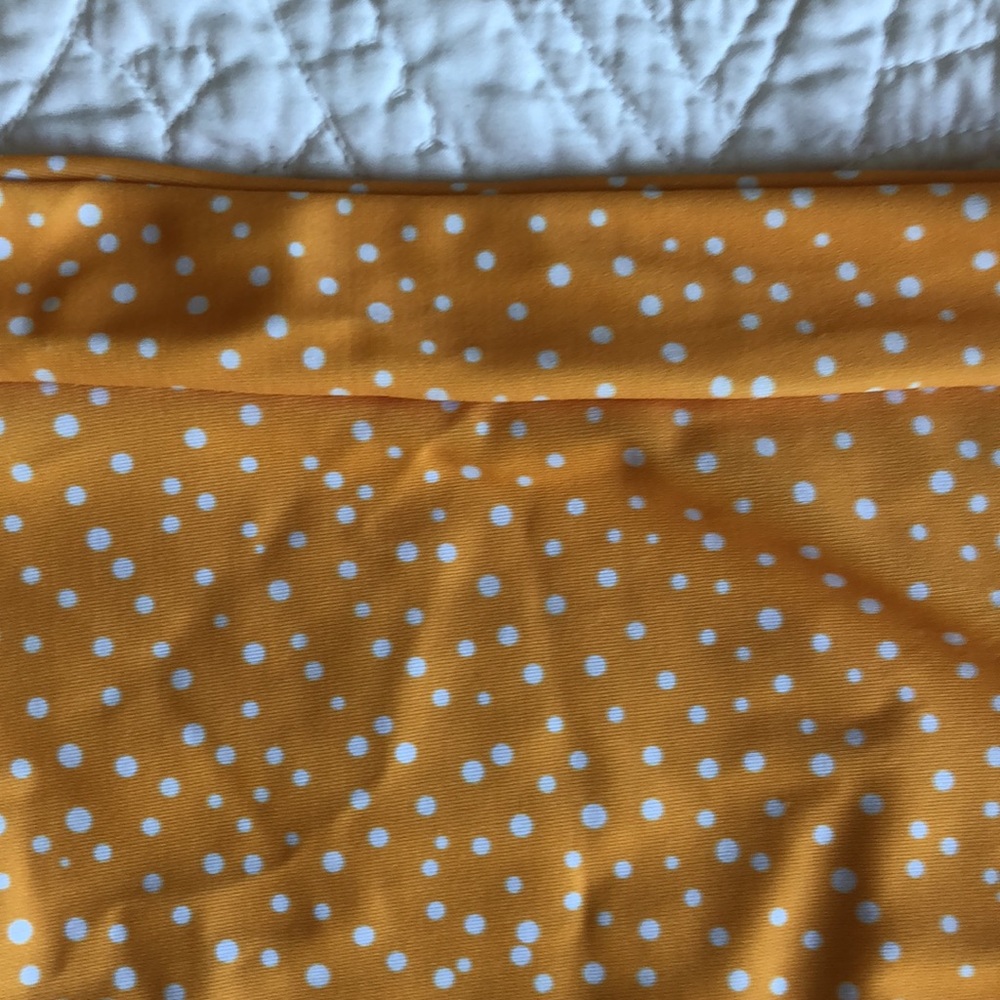 Cute white and yellow polka dot 2 piece. Never worn - Picture 3 of 4
